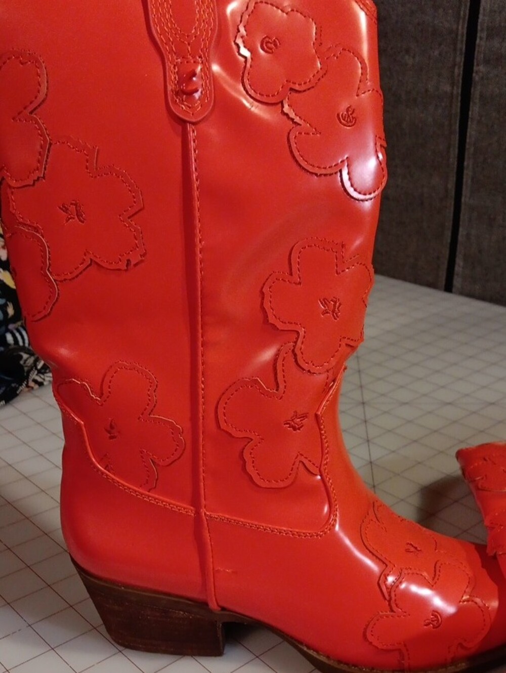 Women’s Coral-Orange Floral Western Boots - Picture 3 of 5